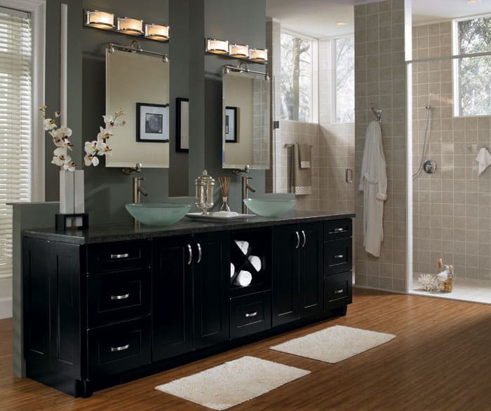 Colorado Springs home with upgraded bathroom cabinets