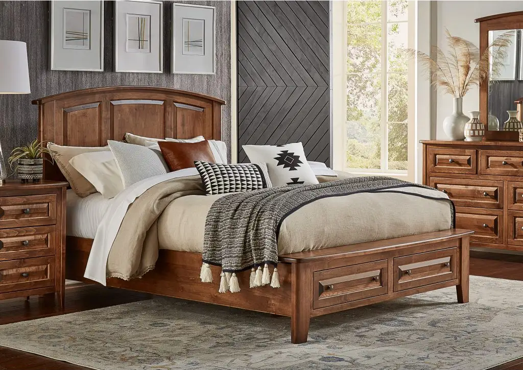 Carson wooden furniture bedroom set