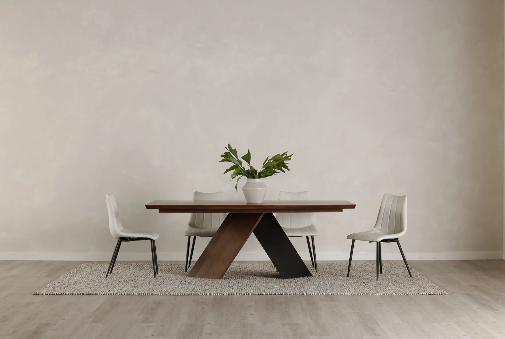 kitchen table and chairs